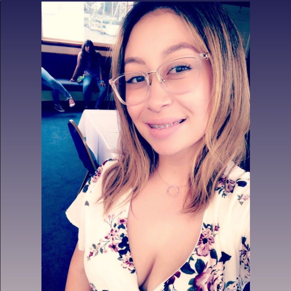 Meet your Posher, Aleli